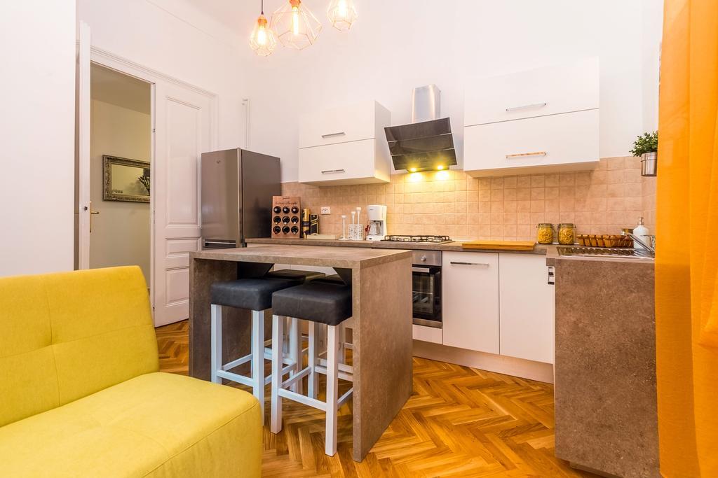 Conty Apartment Rijeka Eksteriør bilde