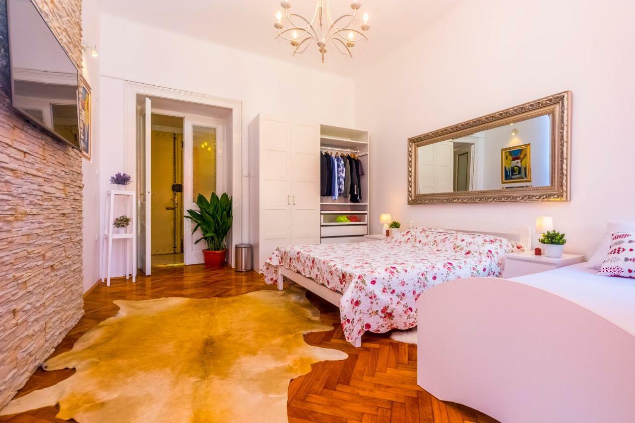 Conty Apartment Rijeka Eksteriør bilde