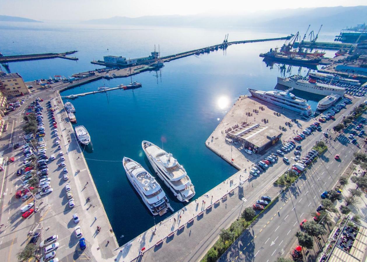 Conty Apartment Rijeka Eksteriør bilde